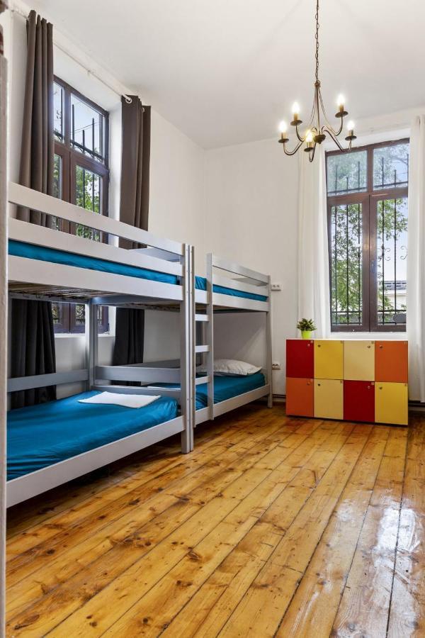 בוקרשט Friends Hostel מראה חיצוני תמונה