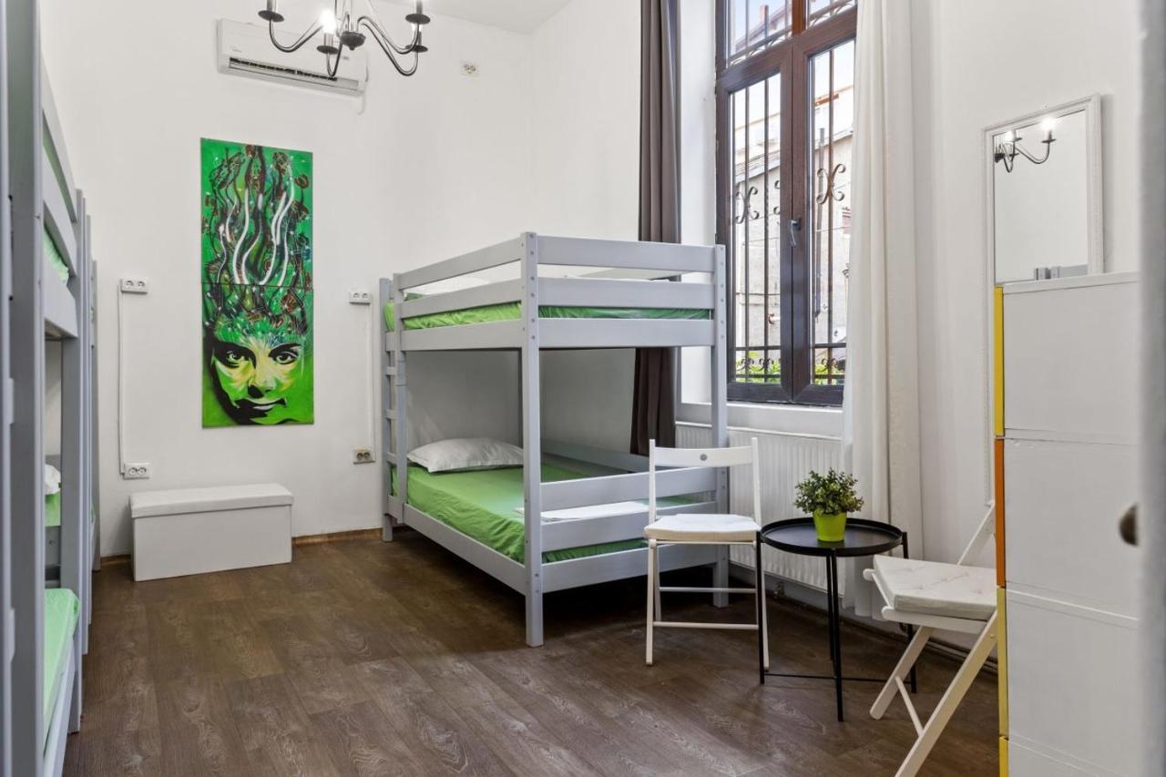בוקרשט Friends Hostel מראה חיצוני תמונה