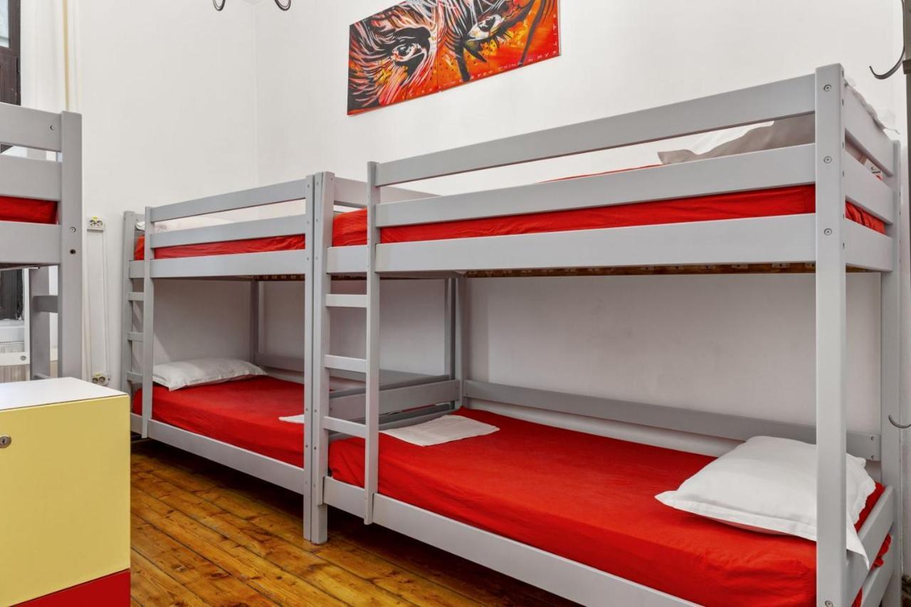 בוקרשט Friends Hostel מראה חיצוני תמונה