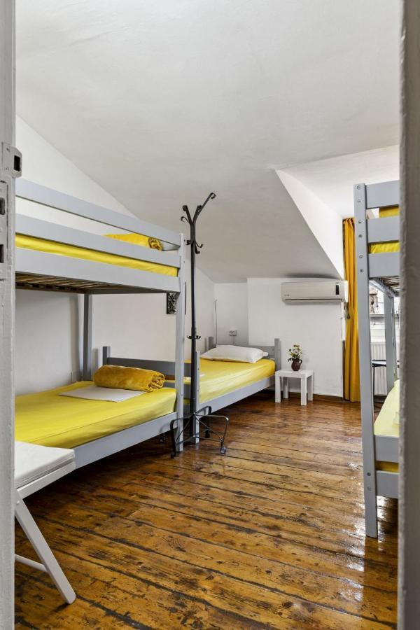 בוקרשט Friends Hostel מראה חיצוני תמונה