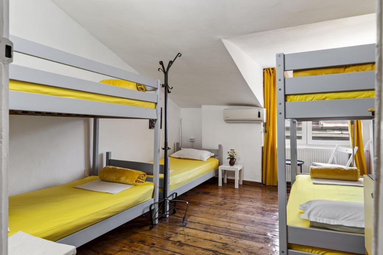 בוקרשט Friends Hostel מראה חיצוני תמונה
