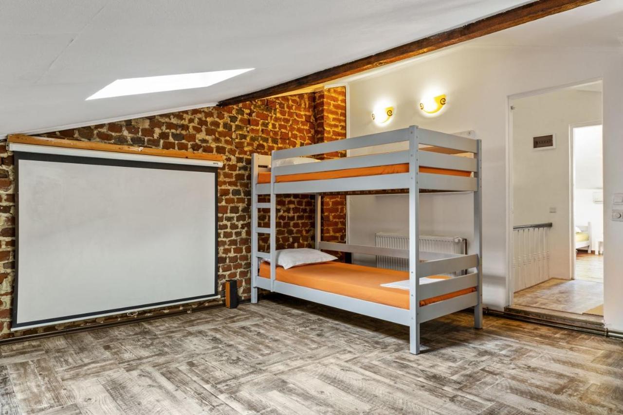 בוקרשט Friends Hostel מראה חיצוני תמונה